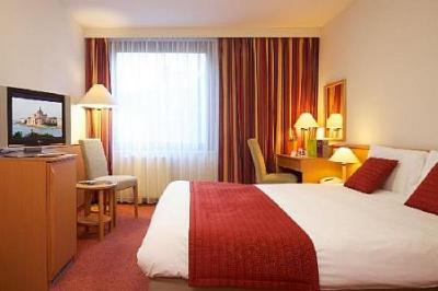 Hotel Mercure Budapest City Center nella via Vaci - hotel a 4 stelle nel centro turistico di Budapest - ✔️ Hotel Mercure Budapest City Center - Hotel Mercure nel cuore di Budapest