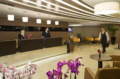 Hotel Mercure Budapest City Center - 4-star Mercure hotel in Budapest - ✔️ Mercure Budapest City Center**** - in the most famous pedestrian street Budapest