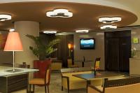 Фойе отеля Hotel Mercure City Center в Будапеште