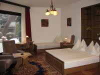Plaisante chambre double bon marché à l'Hôtel Molnar à Budapest