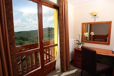 Hotel Narad Park - mooie tweepersoonskamer met prachtig overzicht tegen betaalbare prijs, in Matraszentimre - ✔️ Hotel Narád Park**** Mátraszentimre - wellnesshotel voor actieprijzen in Matra