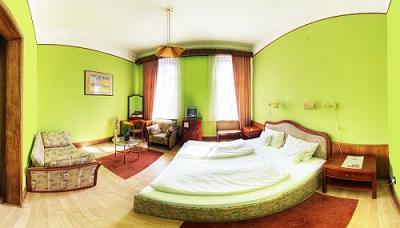 Elégante chambre double à prix économiques, dans l'hotel 3 étoiles Hotel Omnibusz Budapest - Hotel Omnibusz*** Budapest - hôtel entre le centre ville et l'aéroport