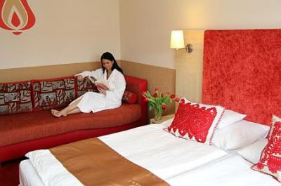 Hôtel avec 4 étoiles á Bukfurdo en Hongrie - la chambre double de L'hôtel Piroska - ✔️ Hôtel Piroska**** Bük - hôtel bien-être pas cher à Bukfurdo en demi-pension