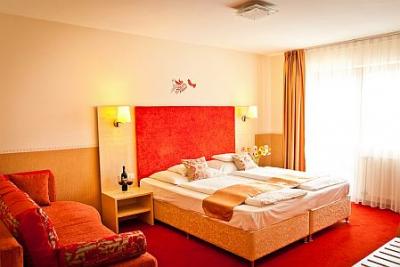 Hôtel Piroska de 4 étoiles en Hongrie - la chambre double - ✔️ Hôtel Piroska**** Bük - hôtel bien-être pas cher à Bukfurdo en demi-pension