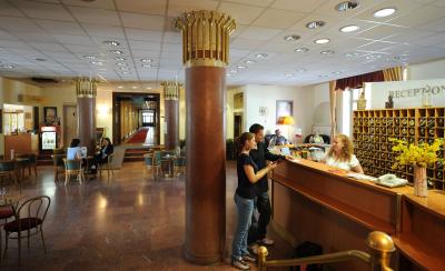 Hotel Platanus Budapest - ブダペスト - Hunguest Hotel Palatanus Budapest - Hotel Platanus ホテルブダペスト 