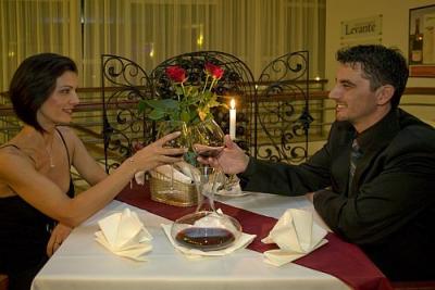 4* Hotel Bal Balatonalmadi fin de semana romántico en el lago Balaton - Hotel Bál Resort**** Balatonalmádi - alojamiento al lado de Balaton con vista panorámica