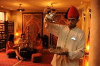 4-sterren Meses Shiraz Wellness en Training Hotel in Egerszalok met waterpijpsessies, Oriëntaalse avonden en Marokkaanse thee enz.
