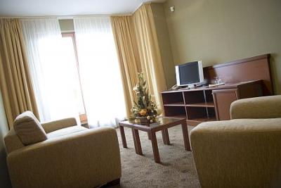 Luksusowy apartament w hotelu Golden 4* Balatonfured - ✔️ Hotel Golden Lake**** Balatonfüred - Tani hotel wellness w miejscowości Balatonfured nad Balatonem, Węgry