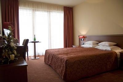 Elegante kostenlose Zimmer im Golden Wellness Hotel in Balatonfüred - ✔️ Hotel Golden Lake**** Balatonfüred - Wellnesshotel direkt am Plattensee