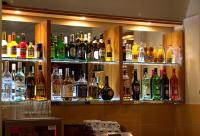 Six Inn Hotel drinkbar mit Coctails und Trinkenspecialitäts in Budapest