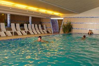 Weekend romantic la Balaton în Vonyarcvashegy, în hotel Zenit cu patru stele - ✔️ Hotel Zenit**** Balaton Vonyarcvashegy - hotel wellness promoţional cu panoramă frumoasă pe Balaton