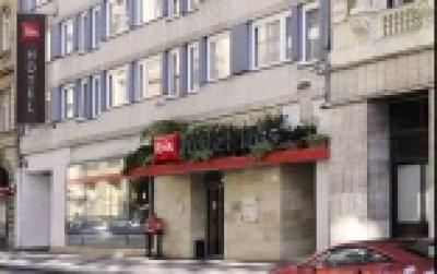 Hotel Ibis Budapest City- Hotellet ligger i centrala Budapest Ibis City Budapest  - ✔️ Hotell Ibis Budapest City*** - Ibis hotell billigt pris i centret av Budapest  /Ibis Emke/ I