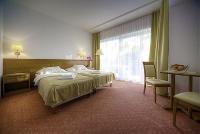 Tweepersoonskamer in Ket Korona Wellnesshotel in Balatonszarszo aan het Balaton-meer