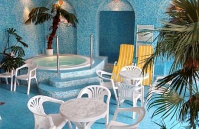 Week-end de bien-etre d'Hotel Club Kikelet á Miskolctapolca en Hongrie - ✔️ Kikelet Club Hotel*** Miskolctapolca - hôtel d’appartements près des bains souterrains