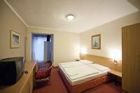 Hotelkamer in het Hotel Lido in Boedapest tegen actieprijzen - huiselijke kamers in Obuda (Oud-Boeda) tegen zeer lage prijzen