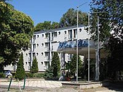 Hotel Lido Budapest - Hotel im Grüngürtel von Budapest - Pakete im Sonderangebot mit Online-Reservierung - Lido Hotel Budapest - Romai-part Günstiges 3-Sterne Hotel am Donau-Ufer in der Nähe von Aquincum