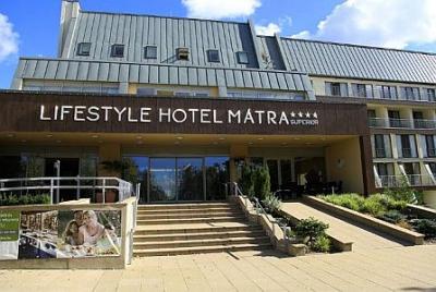 Hotel Lifestyle Matra、マトラハザのディスカウントウェルネスホテル - ✔️ Lifestyle Hotel**** Matra - ライフスタイルホテルマートラ 