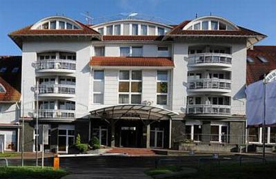 MenDan Magic Spa & Wellness Hotel Zalakaros -ザラカロシュにある4つ星の温泉・スパ・ウェルネスホテルは街の温泉も隣接しております - ✔️ MenDan Hotel**** Zalakaros - ザラカロシュにある温泉