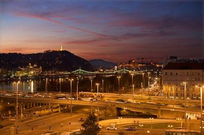 Panoramic view to the river Danube and Gellert hill from Hotel Ibis Styles Budapest City - ✔️ Ibis Styles Budapest City*** - Panoramic view to the Danube 