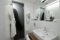 MGallery Hotell Nemzeti Budapest - badrum