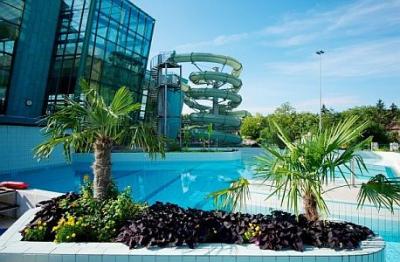 Parque acuático en Esztergom en el Portobello Wellness & Yacht Hotel - ✔️ Portobello Hotel**** Esztergom - Portobello Hotel de Yacht & Wellness en Esztergom