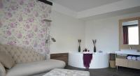 Portobello Hotel 4* royal jacuzzi suite in Esztergom