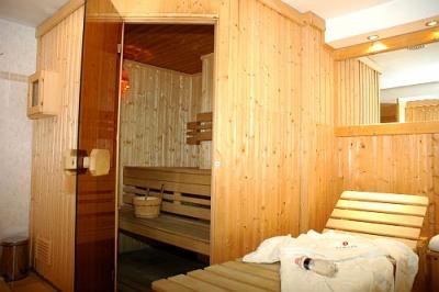 Leonardo Hotel Budapest - Sauna des eleganten Hotels zu Aktionspreisen - Leonardo Hotel**** Budapest - günstiges 4-Sterne-Hotel in der Nähe des Grossen Ringes und der Petöfi Brücke