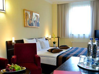 Habitación doble Estándar del Leonardo Hotel Budapest, céntrico y lujoso hotel en Budapest - Leonardo Hotel**** Budapest - hotel 4 estrellas vecino al Gran Boulevar y al puente Petofi