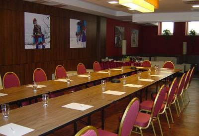 Sală de conferințe și evenimente, de meeting în Visegrad la hotelul Royal Club - ✔️ Royal Club Wellness Hotel**** Visegrád - Hotel Royal Club din Visegrad cu reduceri și demipensiune