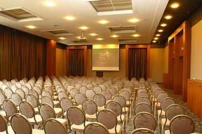 Saliris Wellness Hotel salle de conférence et de réunion à Egerszalok - ✔️ Saliris Resort Spa et Thermal Hotel Egerszalok**** - Hôtel thermal de bien-être à Egerszalok