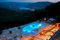 Отель Hotel Silvanus Visegrad вечерняя панорама