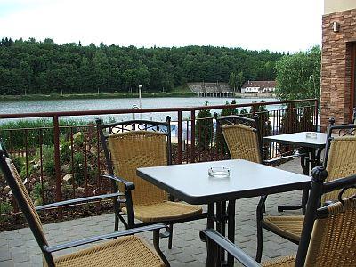 To Hotel Bank 3* - beautiful panorama of Lake Bank - ✔️ To Wellness Hotel*** Bank - romantic hotel at Lake Banki