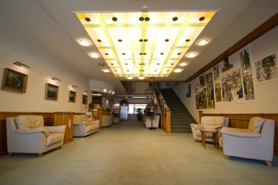 Business Wellness Hotell Aranyhomok - Kecskemet - reception - ✔️ Hotel Aranyhomok**** Kecskemét - Велнес-отель Кечкемет