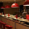 Elegante drinkbar in het Hotel Canada Budapest met gratis internettoegang