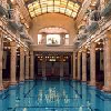 Najładniejszy w stolicy basen z pięknymi mozaikami w Hotelu Leczniczym Gellert Danubius Budapeszt - u stóp Góry Gellerta
