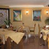 Зал для завтрака в красивом и спокойном отеле Молнар на горе Сечени