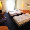 Sissi Hotel med tre beddar hotelrum med special erbjudande pris och nära till Petöfi bro i Budapest I Ungern