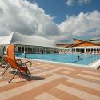 Groot openluchtzwembad in het 3* Thermal Hotel Mosonmagyarovar