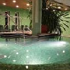 Wellnesscenter med jacuzzi i Yacht Wellness Hotel