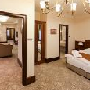 Habitación doble elegante y luminosa en el Hotel Andrássy Residence en Tarcal Habitación doble elegante y luminosa en el Hotel Andrássy Residence en Tarcal