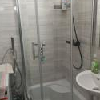 Nieuwe badkamer van appartement in Boedapest te huur