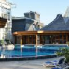 Bazin cu apă termală în Heviz - Hotel Danubius Health Spa Resort Heviz - Ungaria