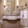 Cuadro de baño del Hotel Astoria City Center en el centro de Budapest Cuadro de baño del Hotel Astoria City Center en el centro de Budapest