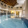Термальный и спа-отель в курорте Хевиз - крытый термальный бассейн в люкс-отеле Lotus Therme Hotel Heviz