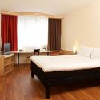 Hermosa y luminosa habitación doble en el Hotel Ibis City - Budapest  Hermosa y luminosa habitación doble en el Hotel Ibis City - Budapest