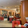 Отель Ibis Heroes Square Budapest 3* Вестибюль отеля Ibis Отель Ibis Heroes Square Budapest 3* Вестибюль отеля Ibis
