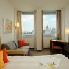 Szoba az új 4 csillagos Novotel Danube szállodában Budapesten - Novotel Danube szálloda Budán kilátással a Parlamentre Szoba az új 4 csillagos Novotel Danube szállodában Budapesten - Novotel Danube szálloda Budán kilátással a Parlamentre