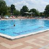 Het wellness-zwembad van het 3* Thermal Hotel in Mosonmagyarovar
